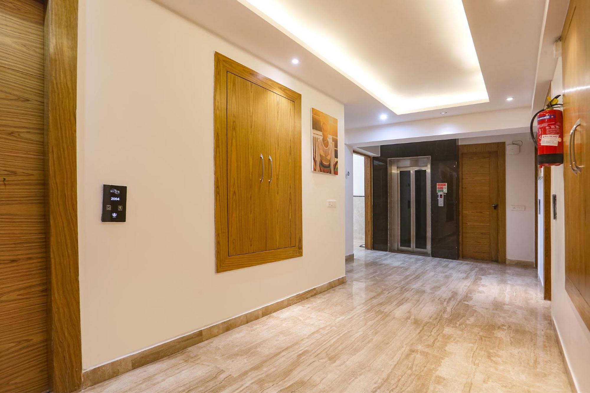 Fabhotel Prime Star 17 - Nr Yashobhoomi Convention Centre Delhi  Exteriör bild