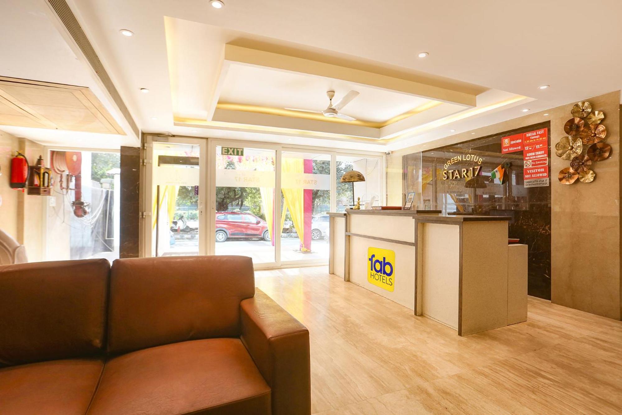 Fabhotel Prime Star 17 - Nr Yashobhoomi Convention Centre Delhi  Exteriör bild